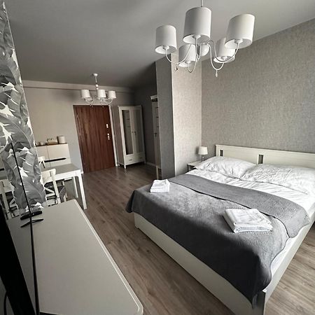 Apartamenty Czerwona Roza Wieprz  Eksteriør billede